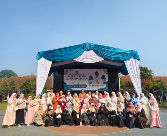 SMKN 1 Majalaya Gelar Peringatan Maulid Nabi Muhammad SAW, Perkuat Nilai Keteladanan dan Kebersamaan